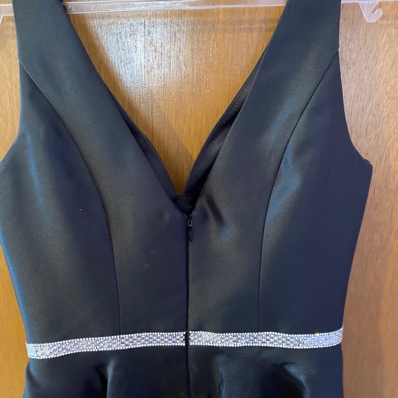 Formal black dress - Picture 4 of 4